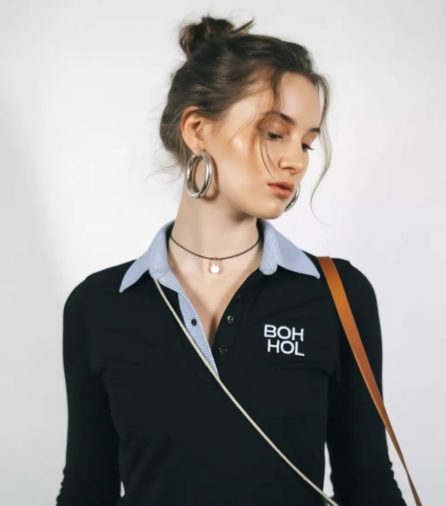 Messy Bun with Face-Framing Softness
