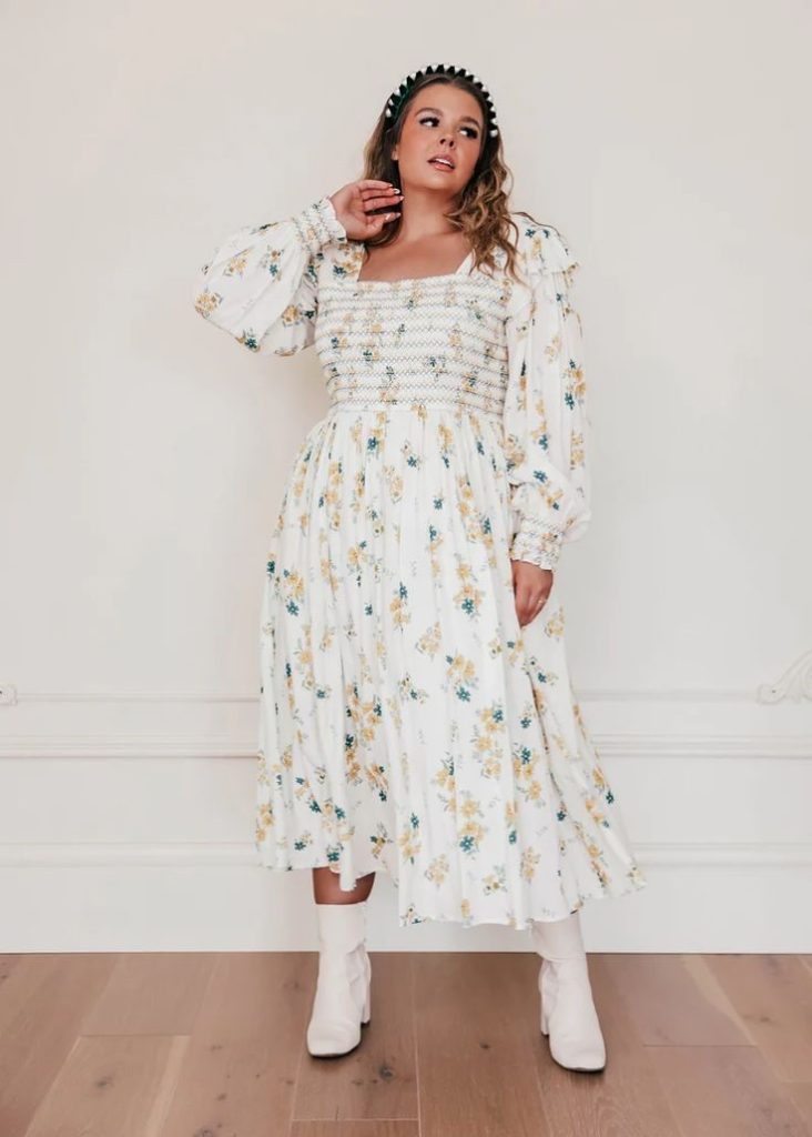 Fancy Plus-Size Styles for December and January