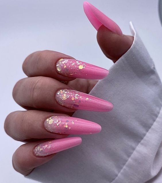 Trendy Pink Summer Nails