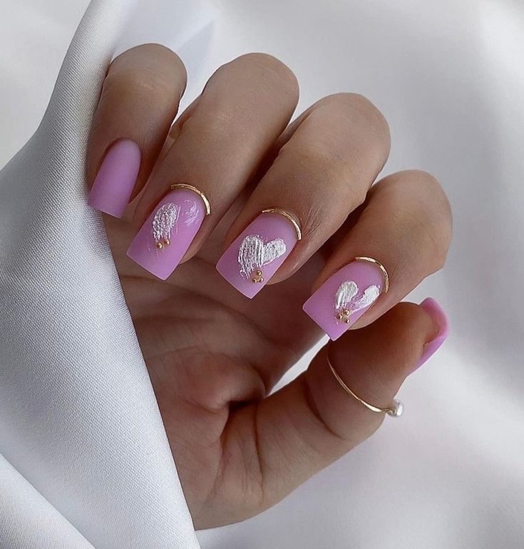 Trendy Chic Summer Short Nails