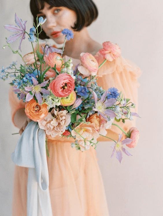Trendy Wedding Spring Flowers