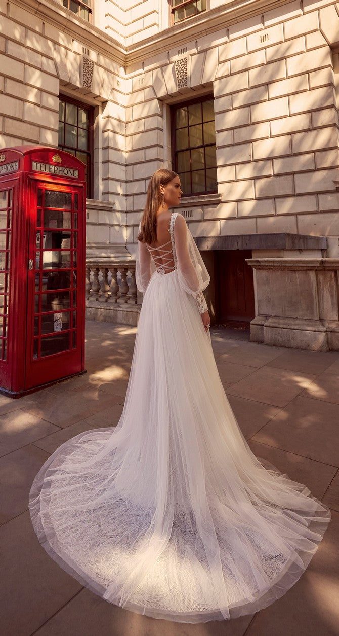 Minimalist Long Sleeve