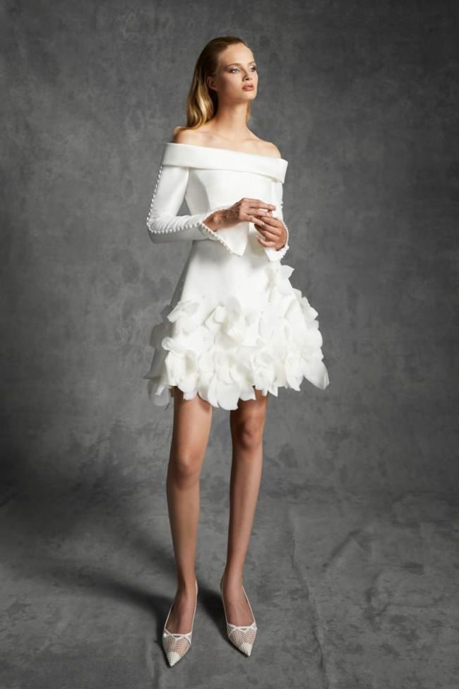 Minimalist Short Style