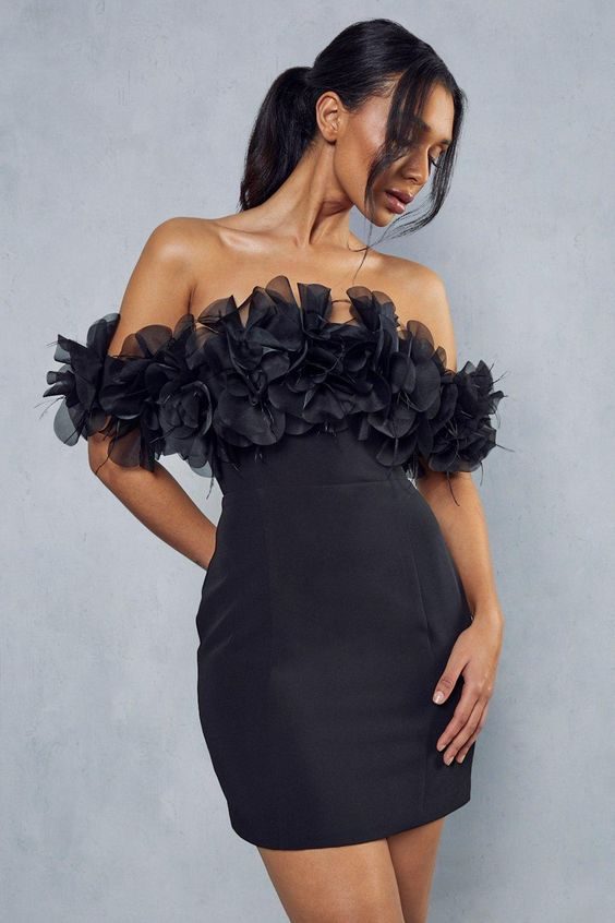 Off-the-Shoulder Outfits