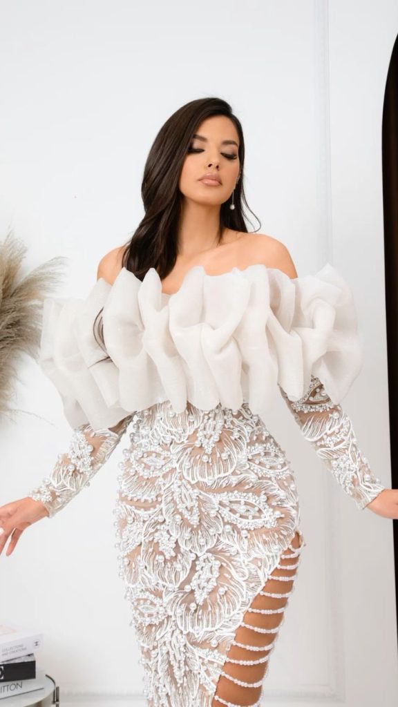 Sculptural Beauty Minimalist Design with Maximal Impact