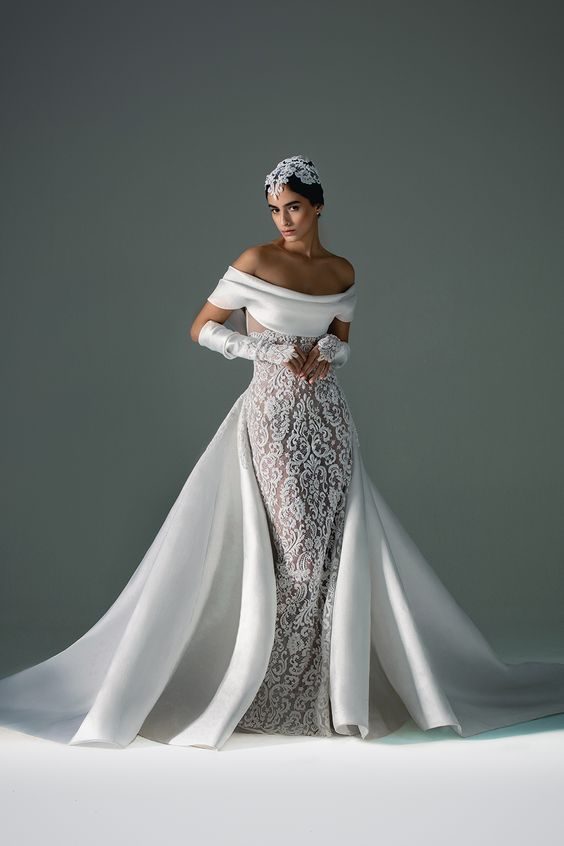 Sleeveless Elegance The Epitome of Chic Simplicity