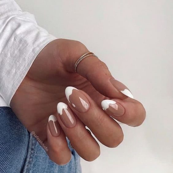 The Quintessential Guide to Wedding Nails