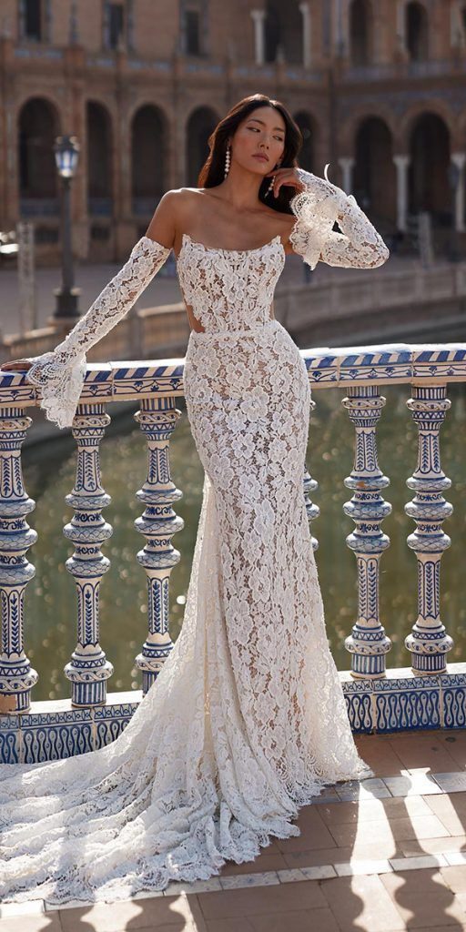 Timeless Beauty in Off-Shoulder Lace Elegance