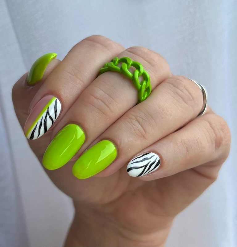 27 Neon Summer Nail Shades & Designs