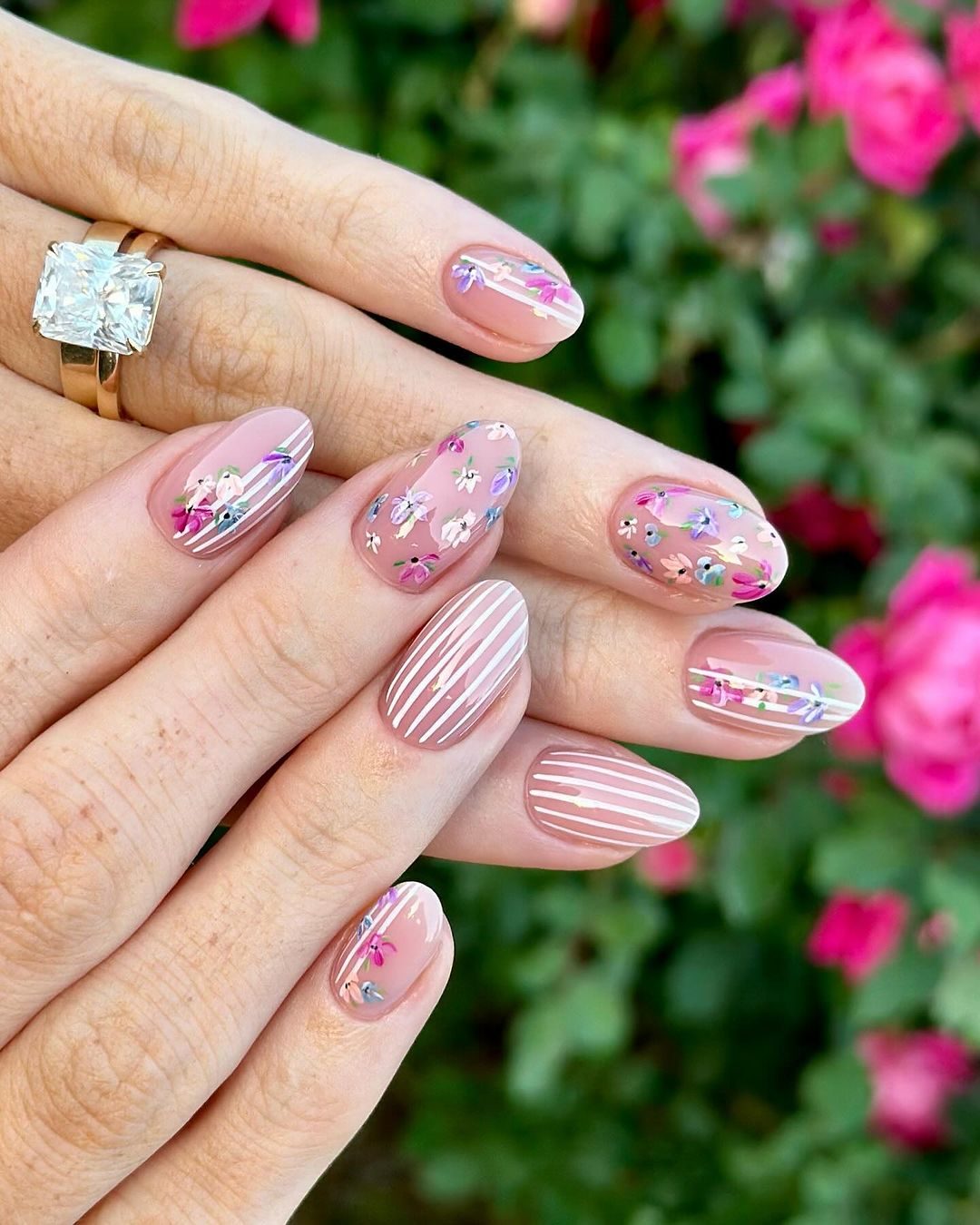 Chic Short Summer Gel Nails