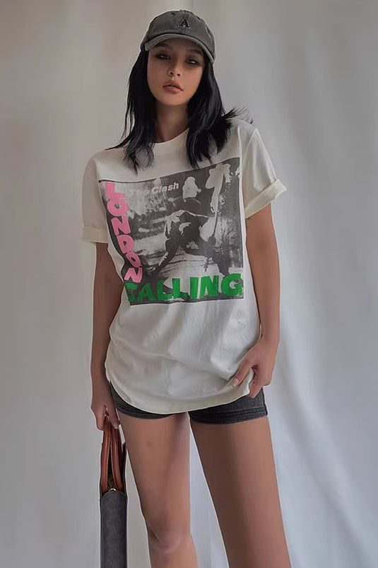 Retro Vibes Casual Comfort Meets 90s Grunge