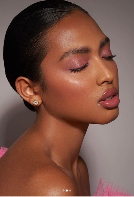 Sunset Hues for a Radiant Complexion