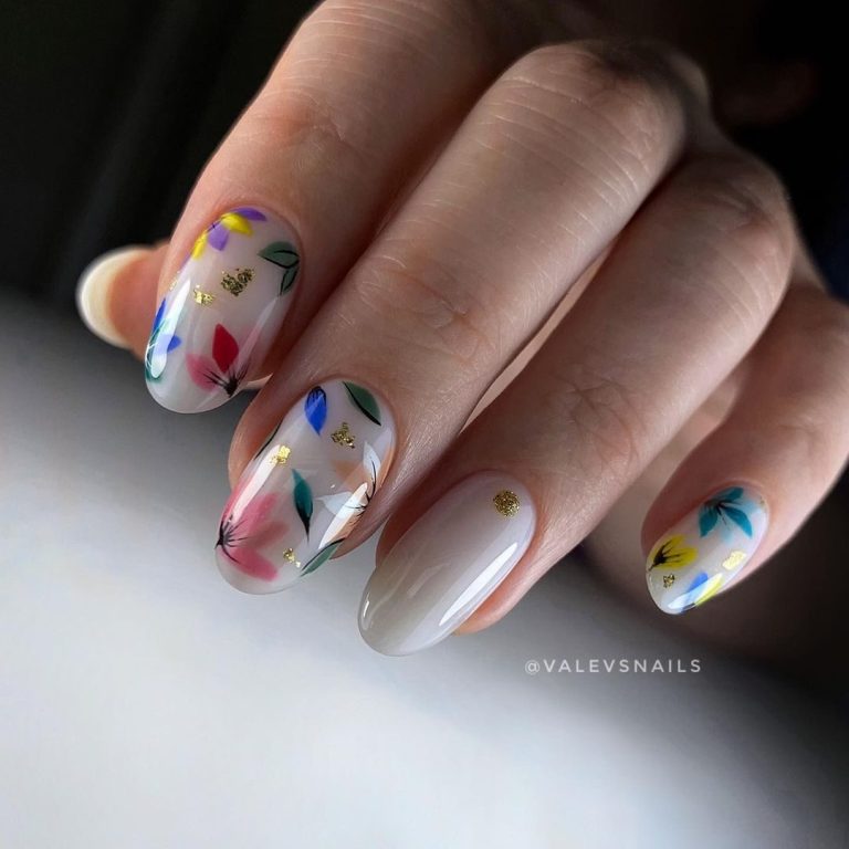 Trendy Summer Short Acrylic Nails